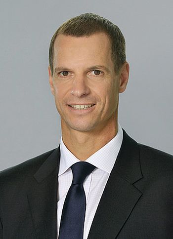 Dr. Andreas Widl