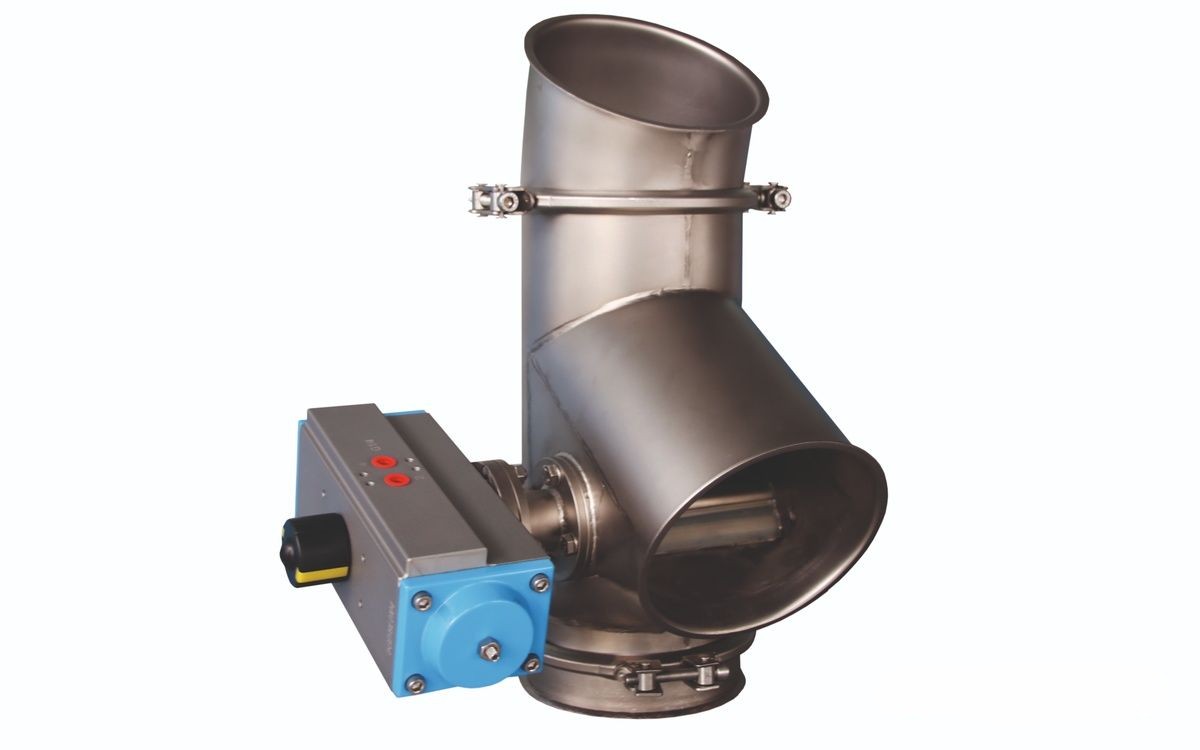 Pneumatic quarter-turn actuators for extended end position settings